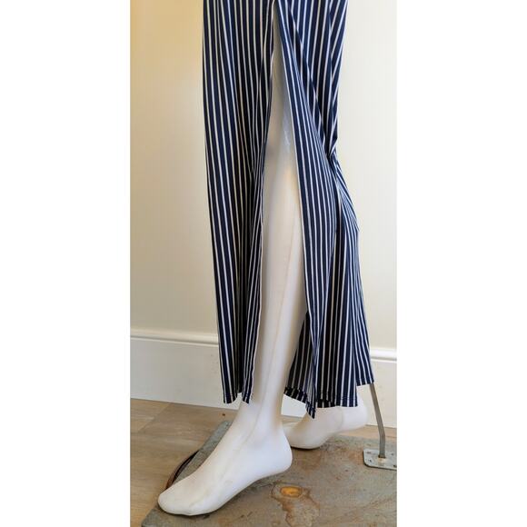Monteau Blue White Sleeveless Striped Stretch Jumpsuit Open Back Size Medium - Picture 7 of 11